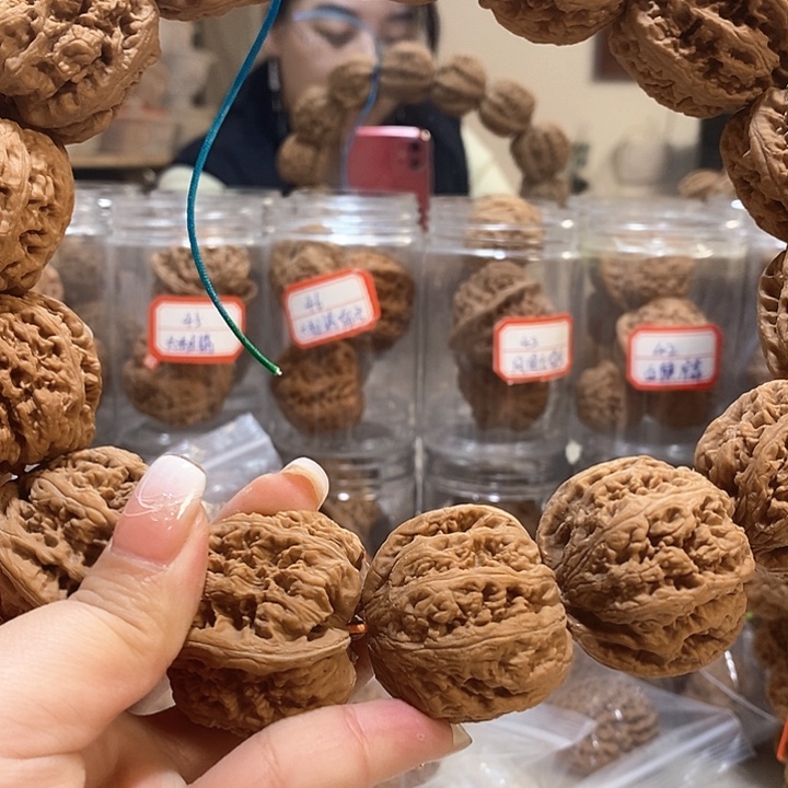 文玩核桃吊坠海**涵手持