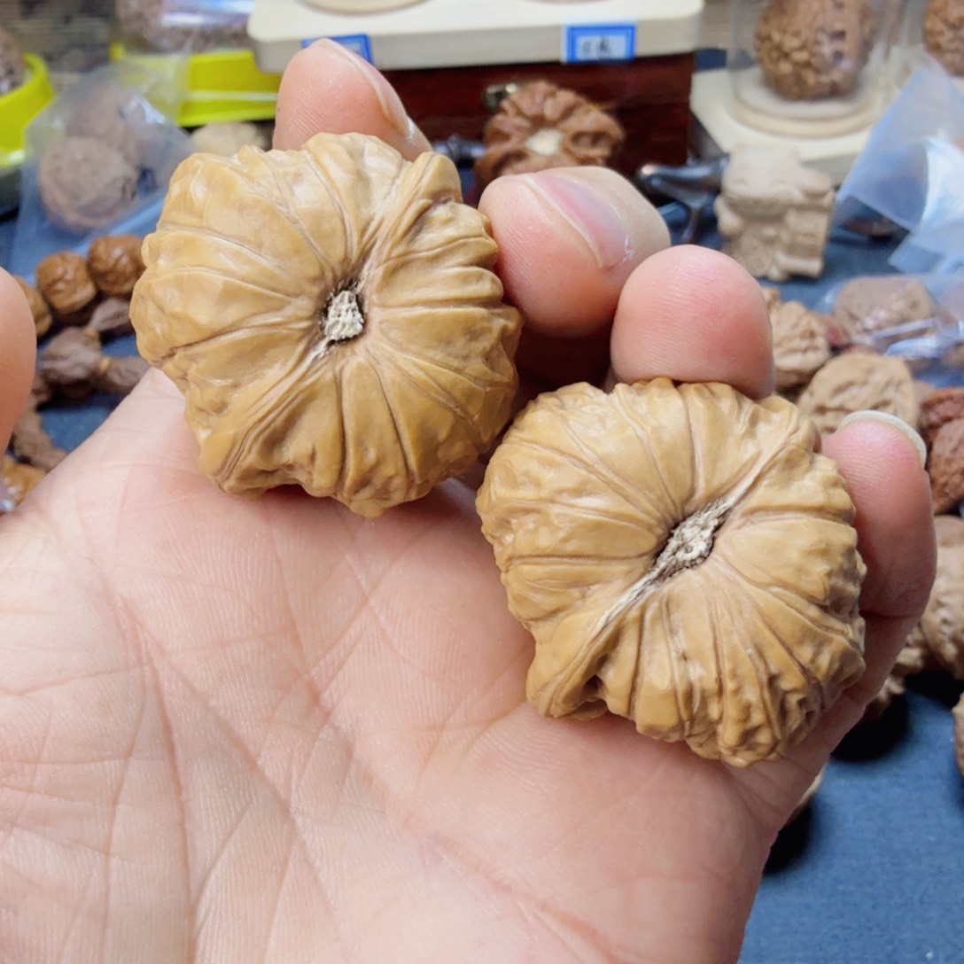 文玩核桃把件南瓜墩40