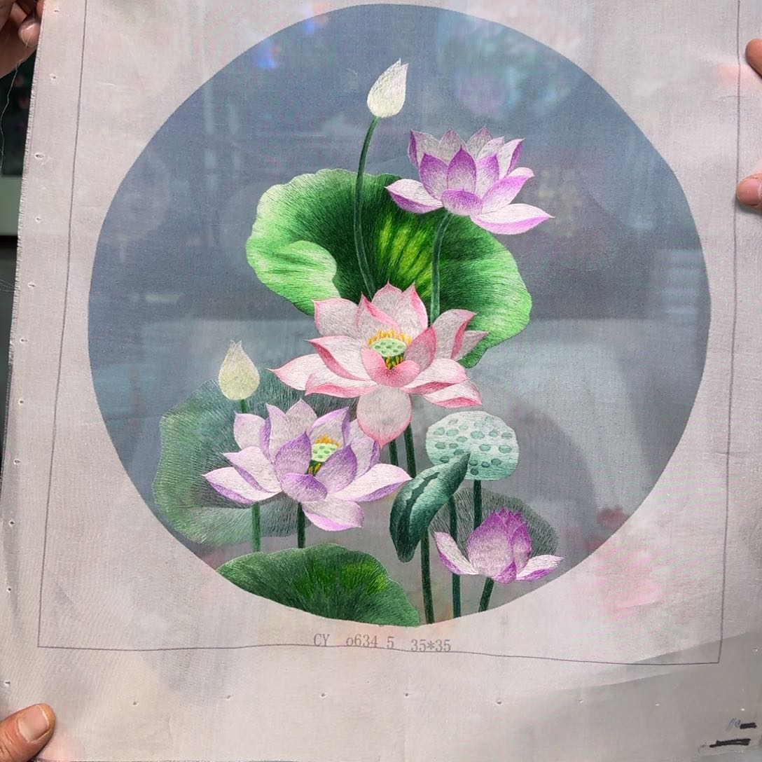 刺绣刺绣工艺精湛
