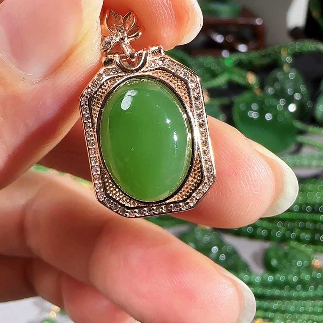 和田玉（碧玉）颈饰银S925镶嵌