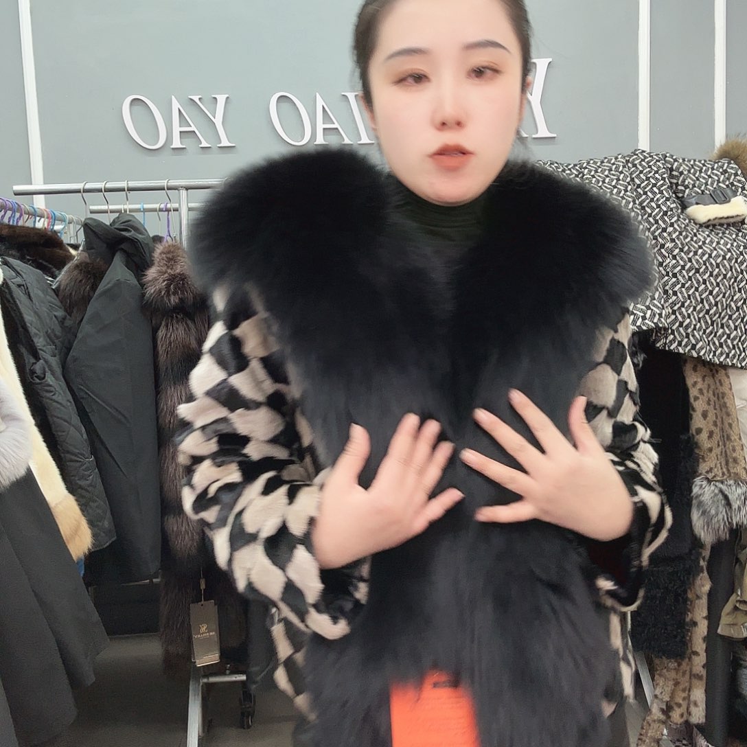 姚小妖家高端皮草