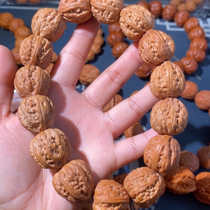 【闪购商品】文玩核桃手串……15