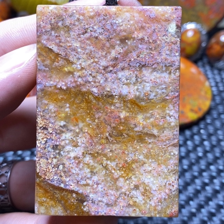 玛瑙/玉髓颈饰未镶嵌