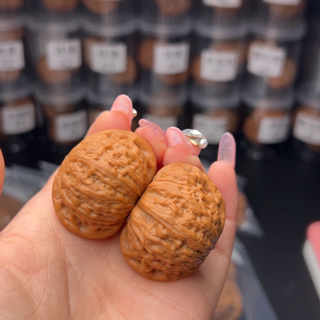 文玩核桃吊坠丁*铁锤