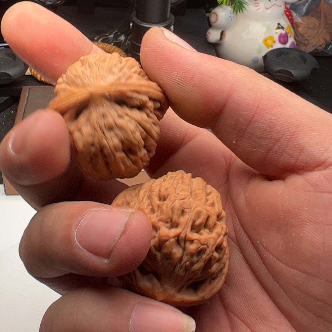 文玩核桃吊坠滢莲花