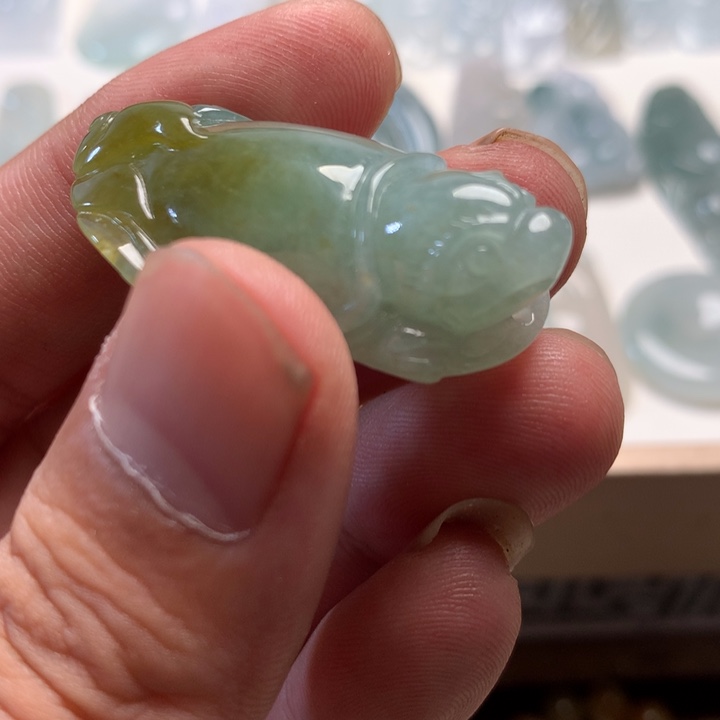 颈饰未镶嵌翡翠翡翠