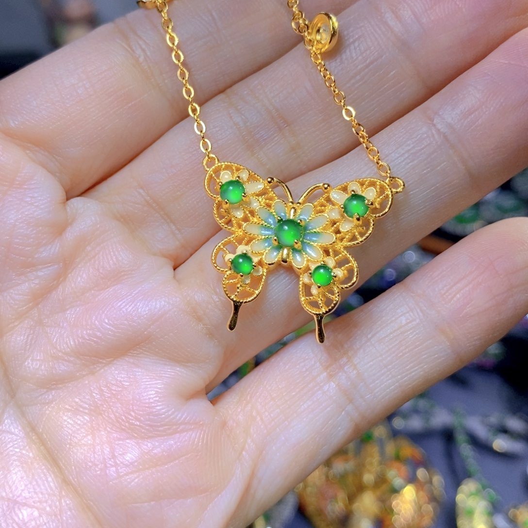 翡翠颈饰银S925镶嵌天然翡翠