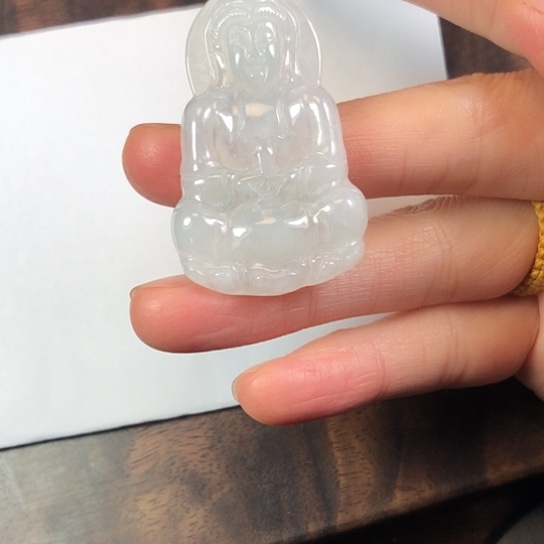 翡翠未镶嵌颈饰缅甸A货，每天下午1点半开播