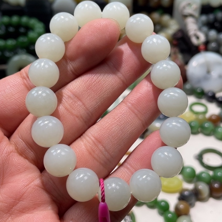 和田玉未镶嵌手串新疆且末青白卡12