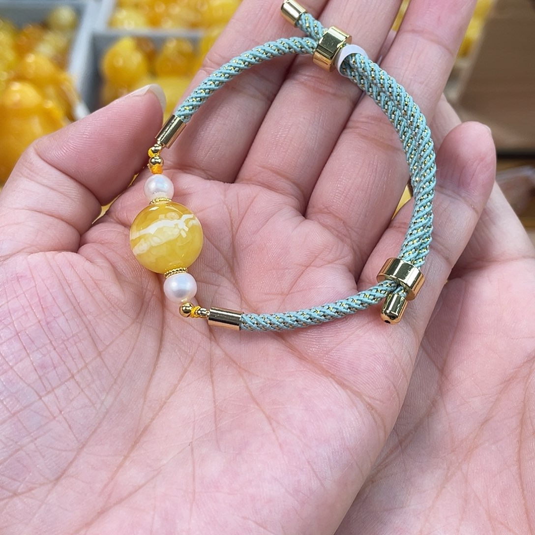 郑***心琥珀未镶嵌珠宝奇石h8