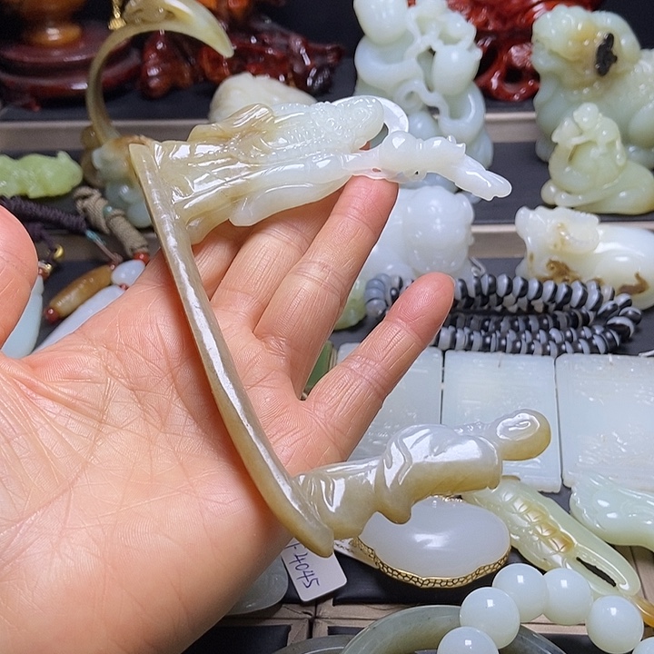 和田玉未镶嵌挂件