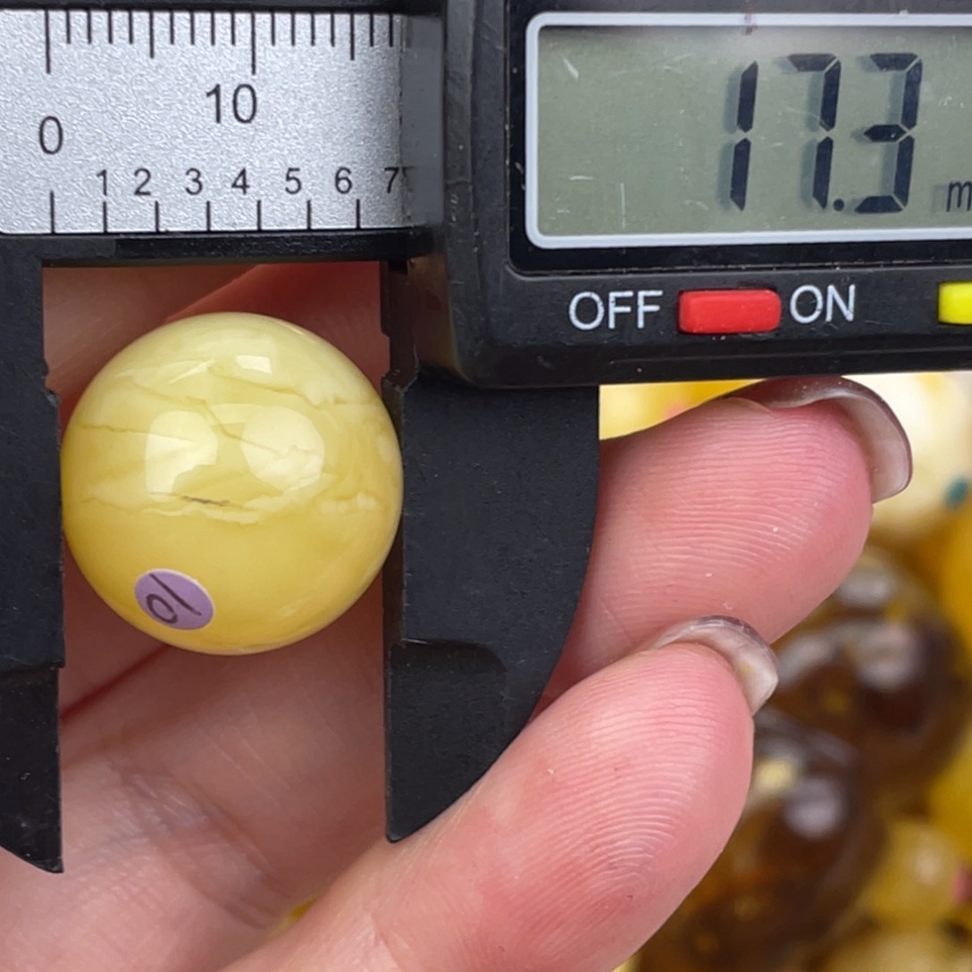 未镶嵌蜜蜡裸石微瑕188