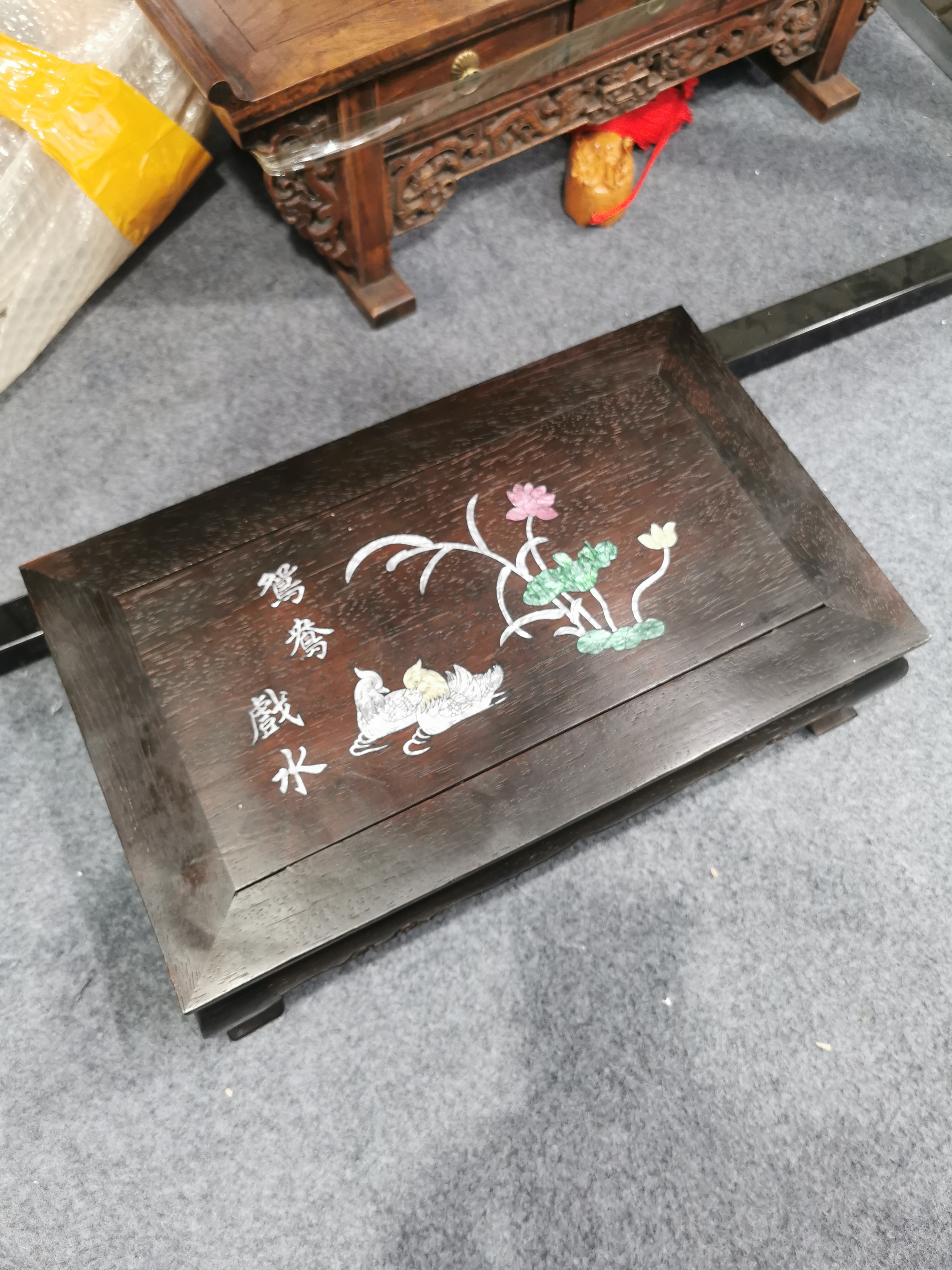 小桌子底座鸳鸯戏水