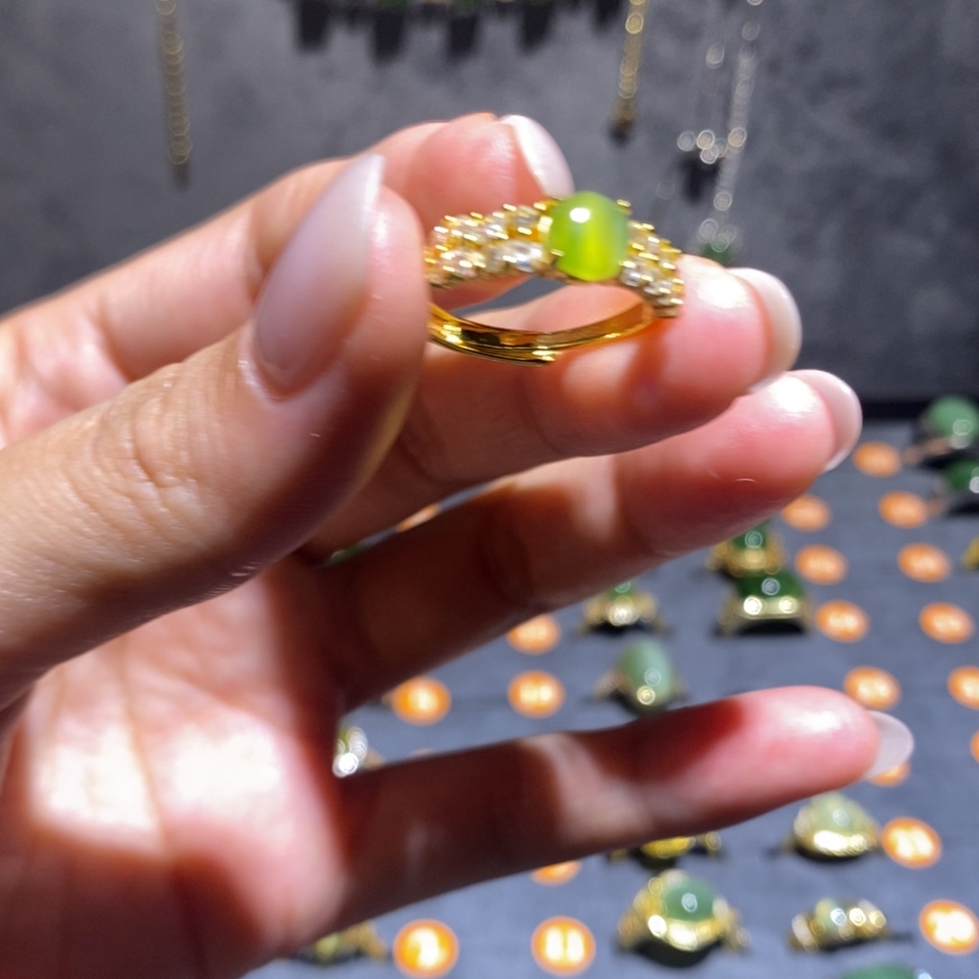 和田玉（碧玉）未镶嵌戒指