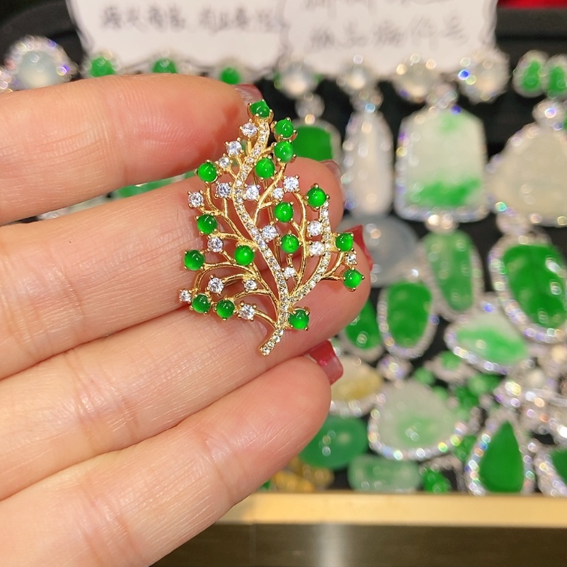 【闪购商品】颈饰未镶嵌翡翠天然翡翠