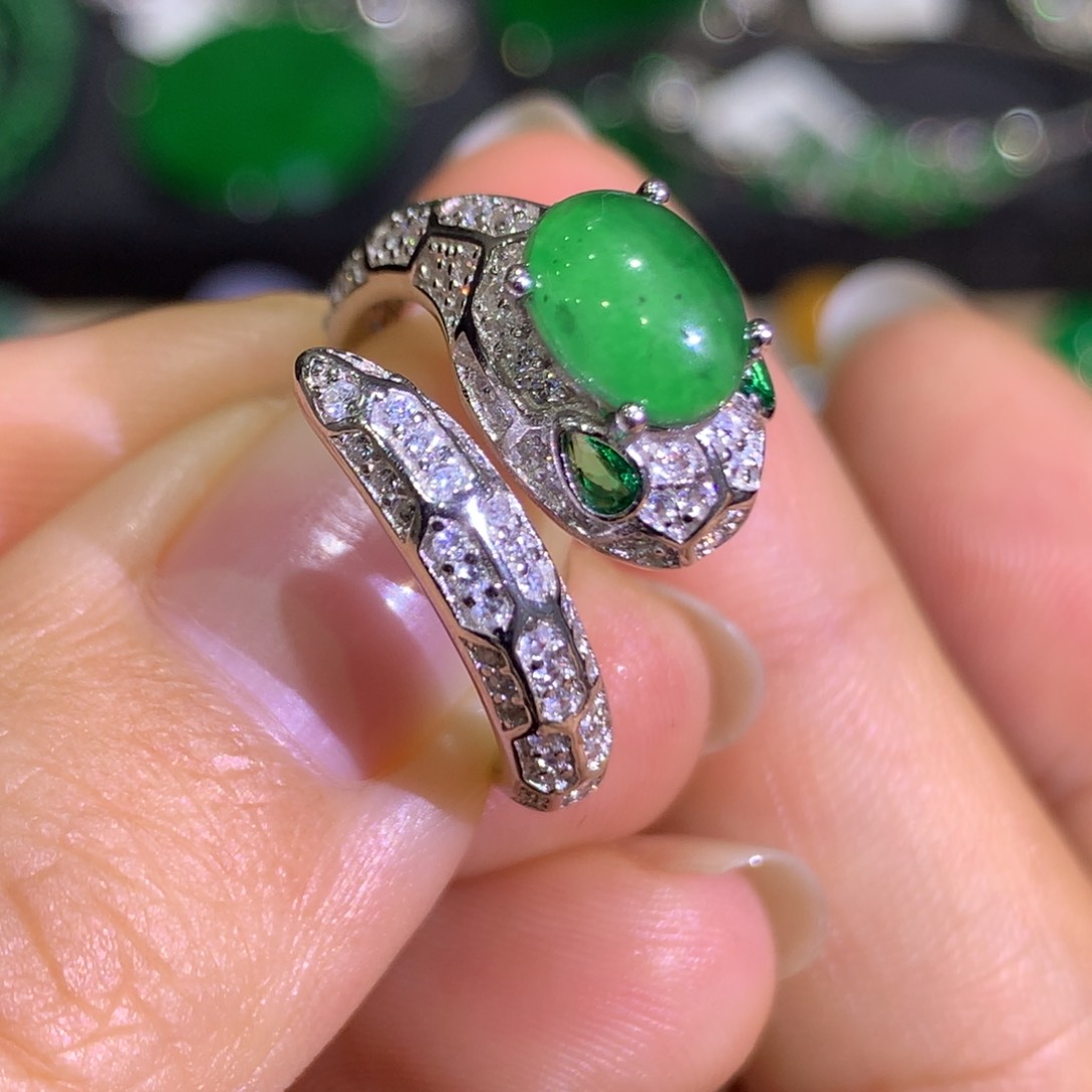 翡翠戒指银S925镶嵌2、