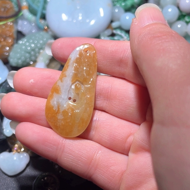 【闪购商品】翡翠颈饰未镶嵌天然翡翠