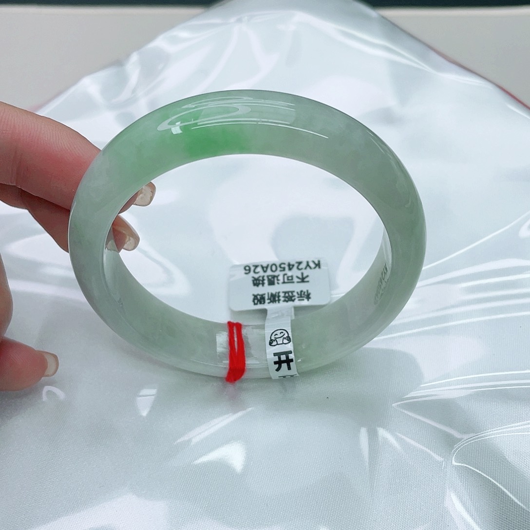 翡翠手镯未镶嵌正56.5