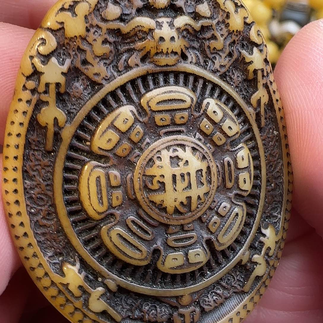 牛骨手串/手链牛骨的九宫八卦牌子