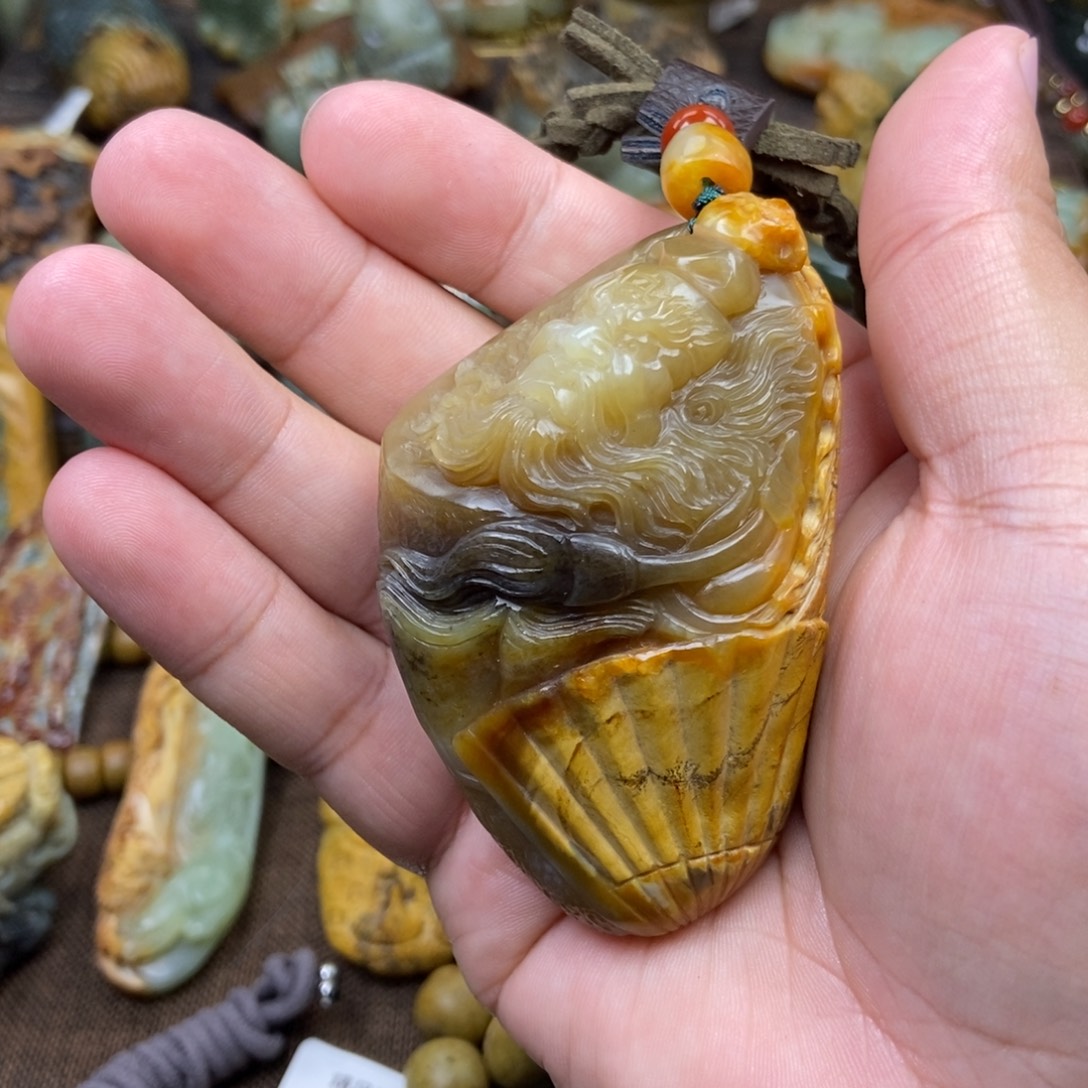 设***n未镶嵌岫岩河磨玉（透闪石质玉）珠宝奇石