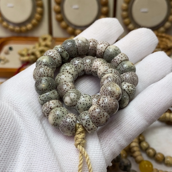 星月菩提吊坠石玉11糯冰大肠单圈