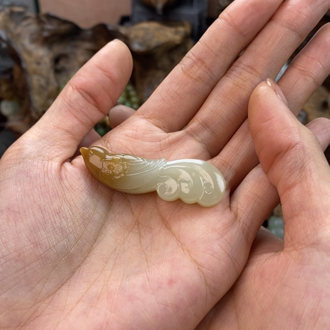 橘***和田玉（糖玉）未镶嵌颈饰