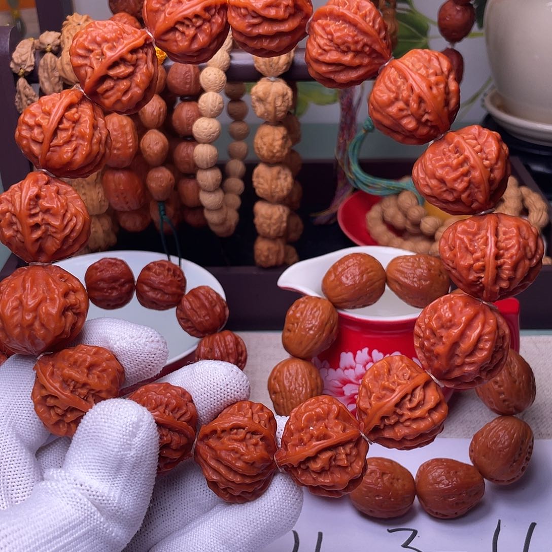 文玩核桃手串秋子