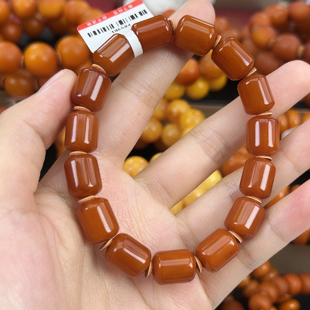 琥珀颈饰未镶嵌蜜蜡