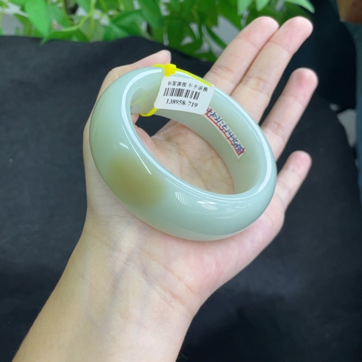 未镶嵌手镯和田玉57