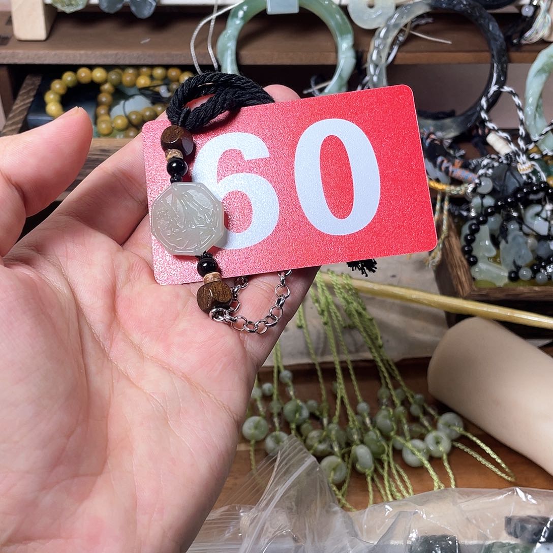 蛇纹石玉合金颈饰