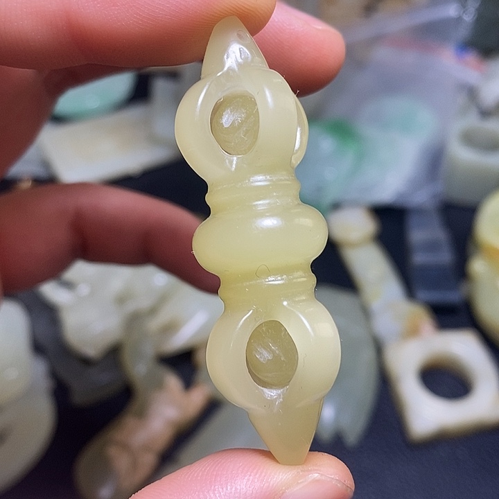 和田玉（糖玉）未镶嵌颈饰