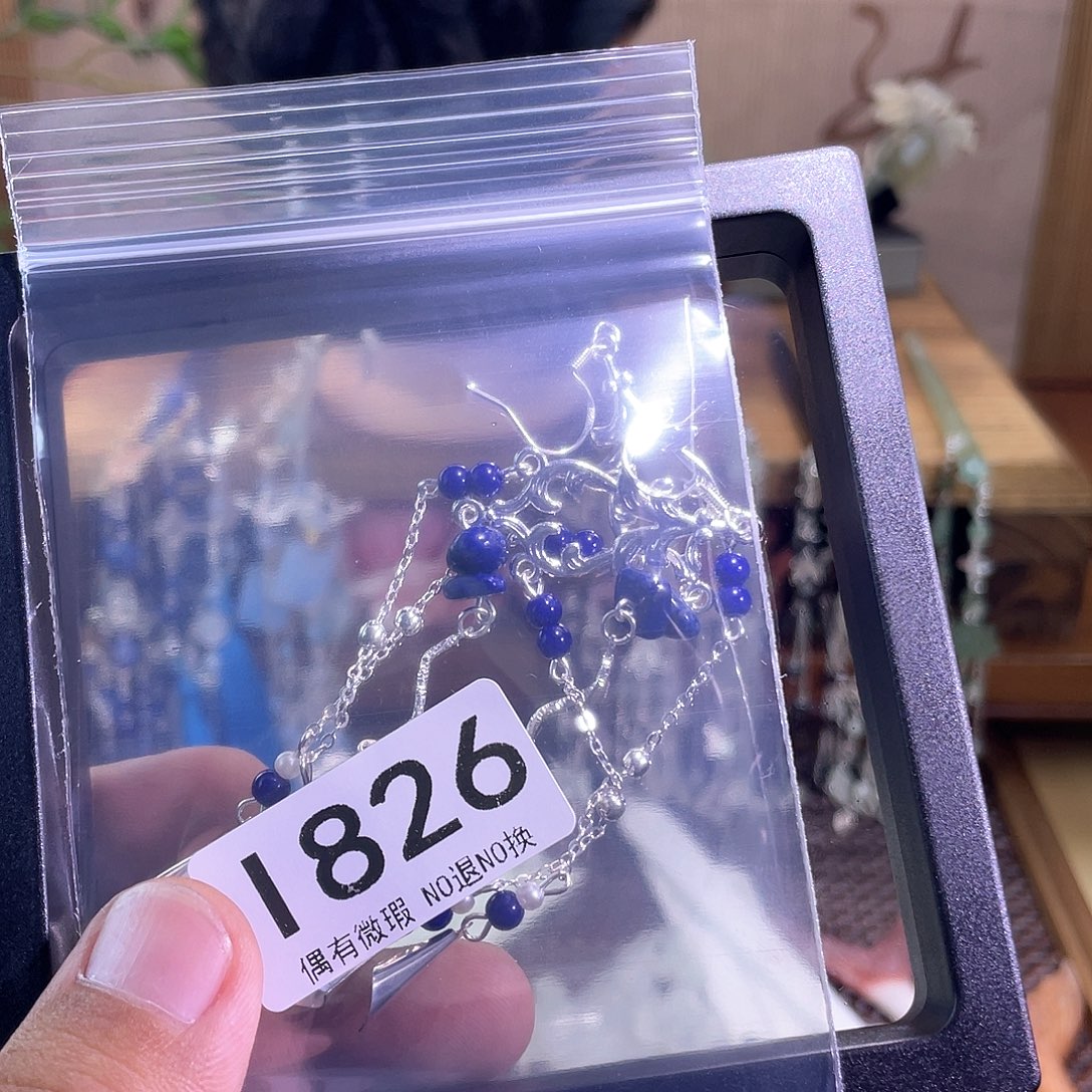 詩***悦未镶嵌蛇纹石玉发饰