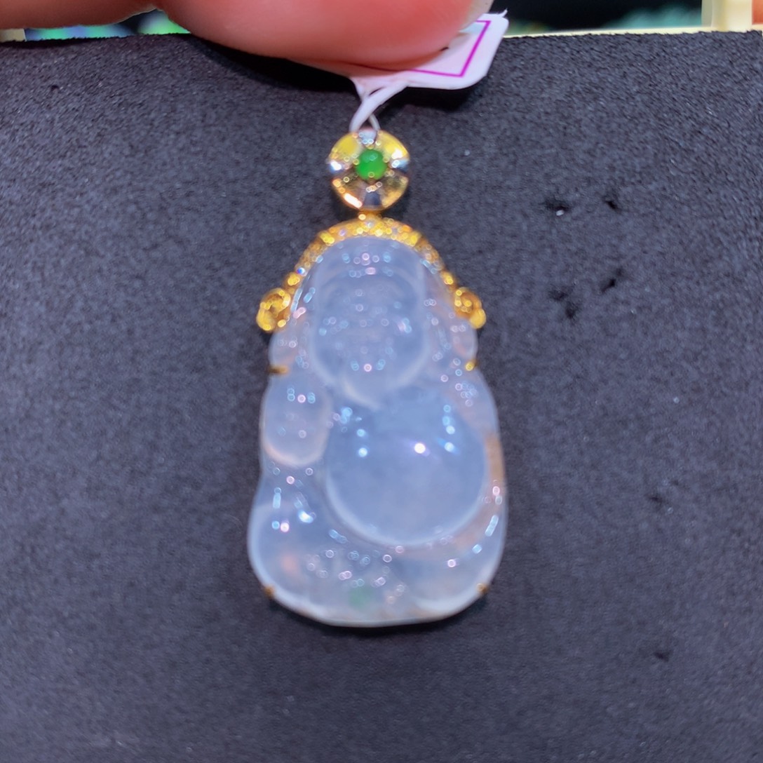 翡翠18K金镶嵌颈饰翡翠