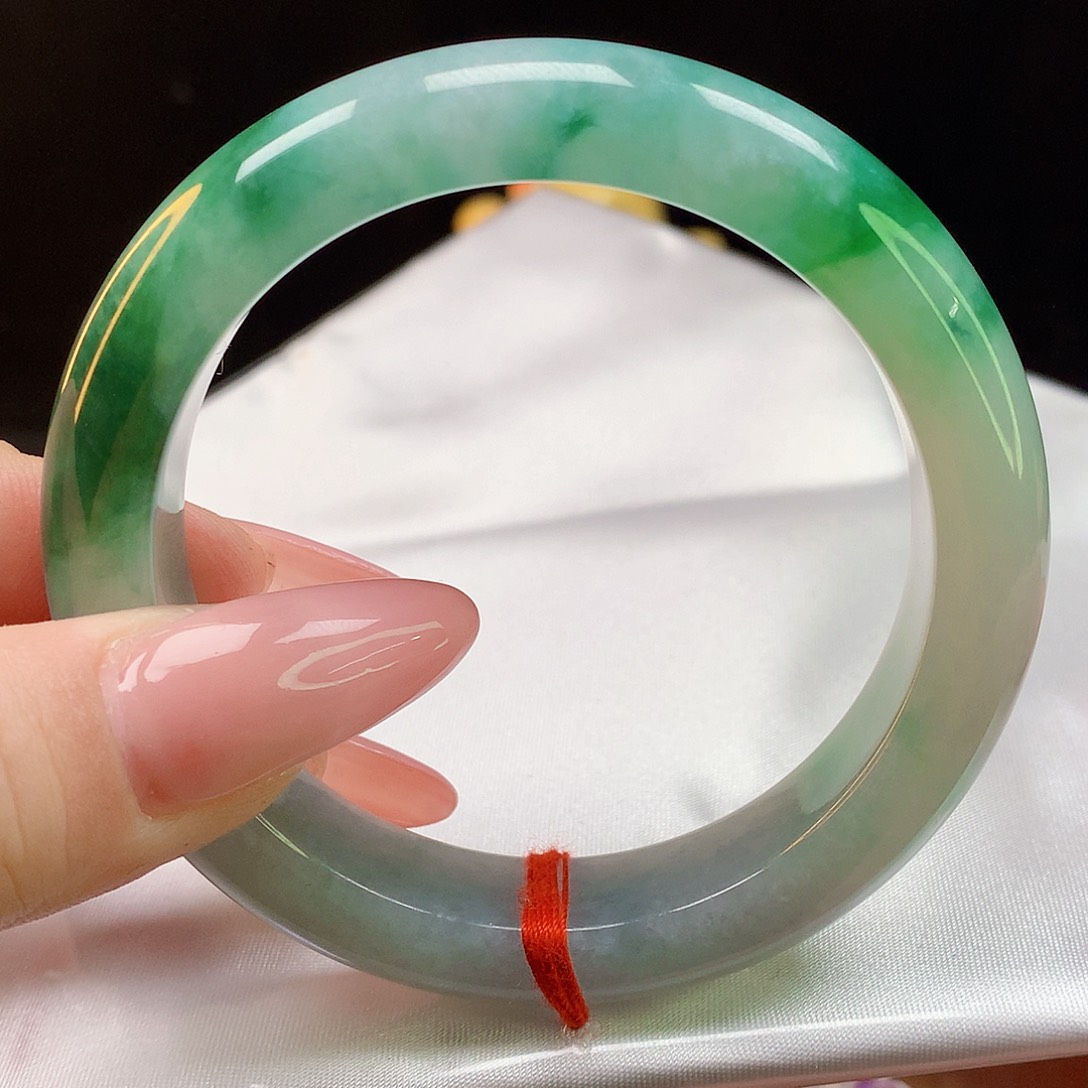 翡翠手镯未镶嵌天然翡翠2001