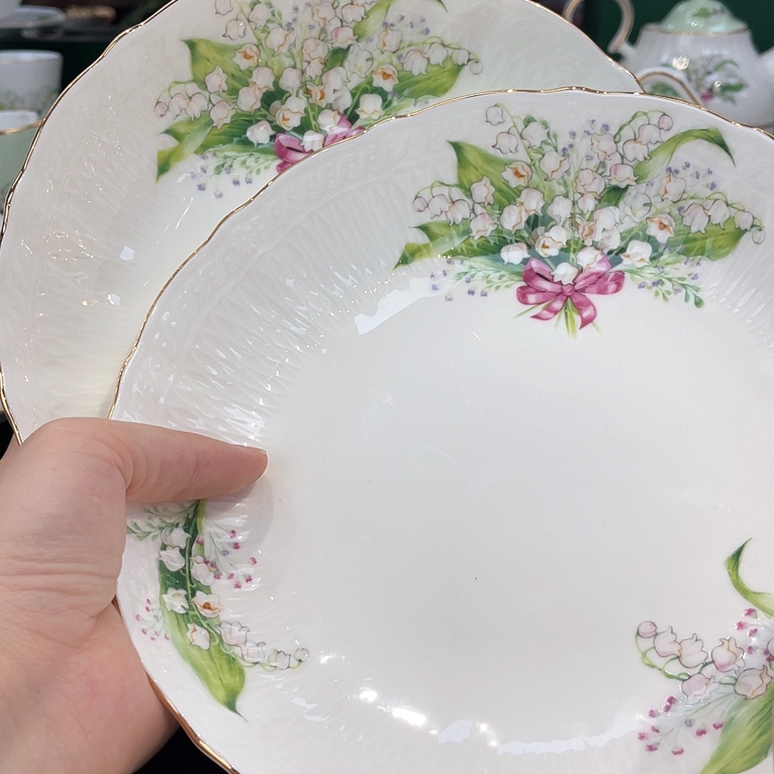 骨瓷两个汤菜盘————-