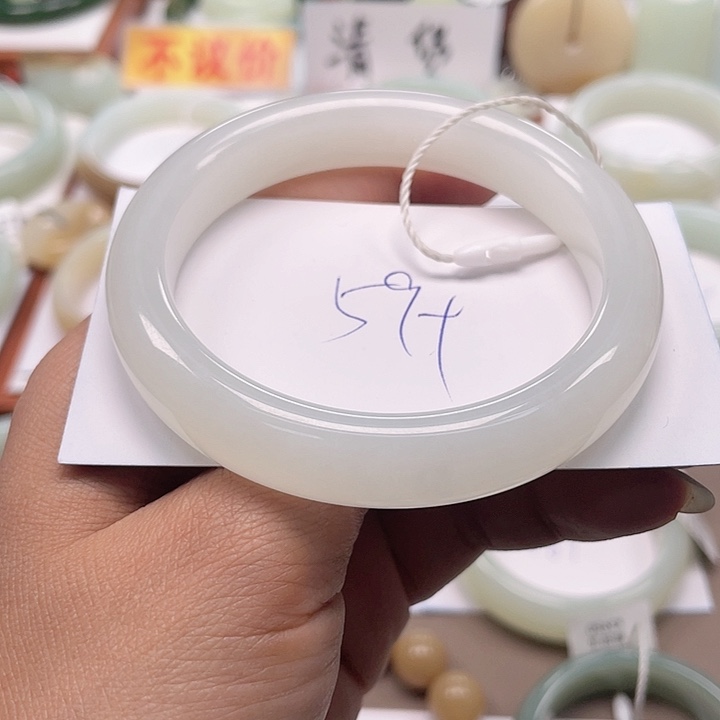 未镶嵌手链和田玉