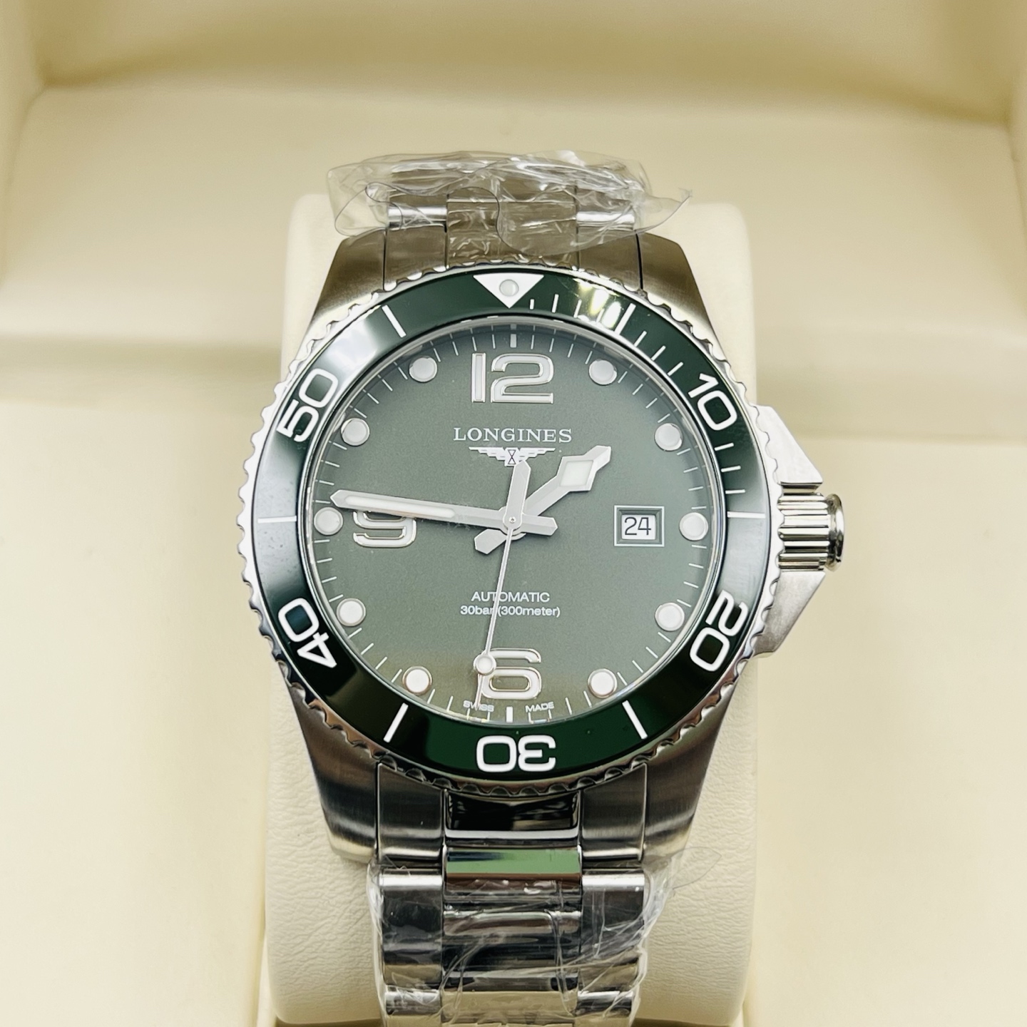 99新 Longines/浪琴 康卡斯自动男表L3.782.4.06.6表径43