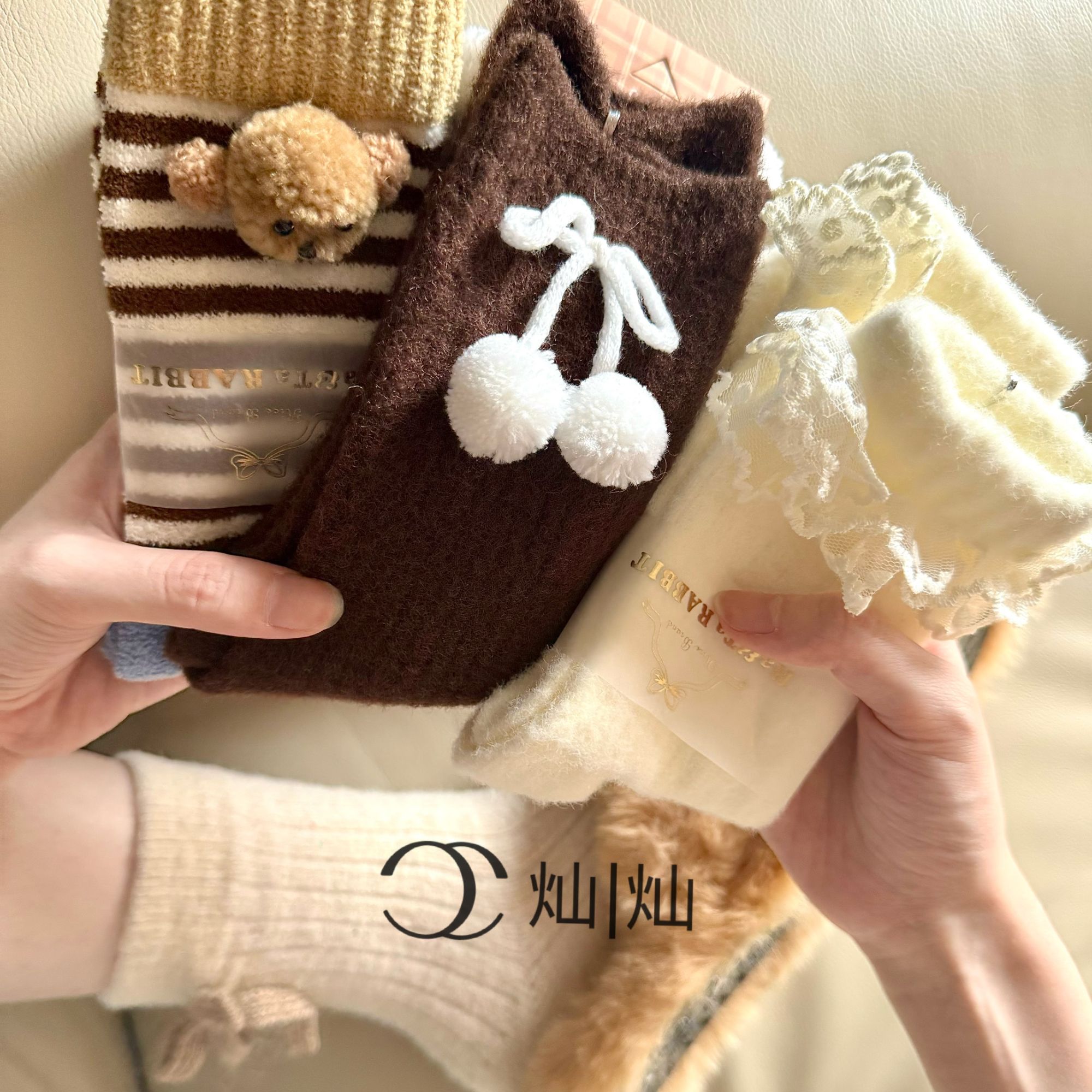 12.24中筒袜可爱风保暖植绒少女风厚款蝴蝶结冬季中筒（大巴车版）