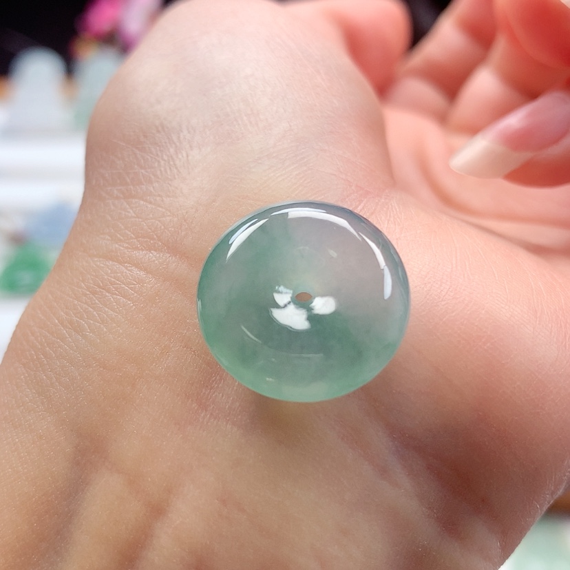 【闪购商品】翡翠吊坠(不含链)未镶嵌