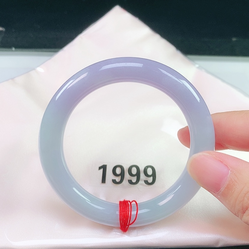 【闪购商品】未镶嵌手镯（圆镯）翡翠