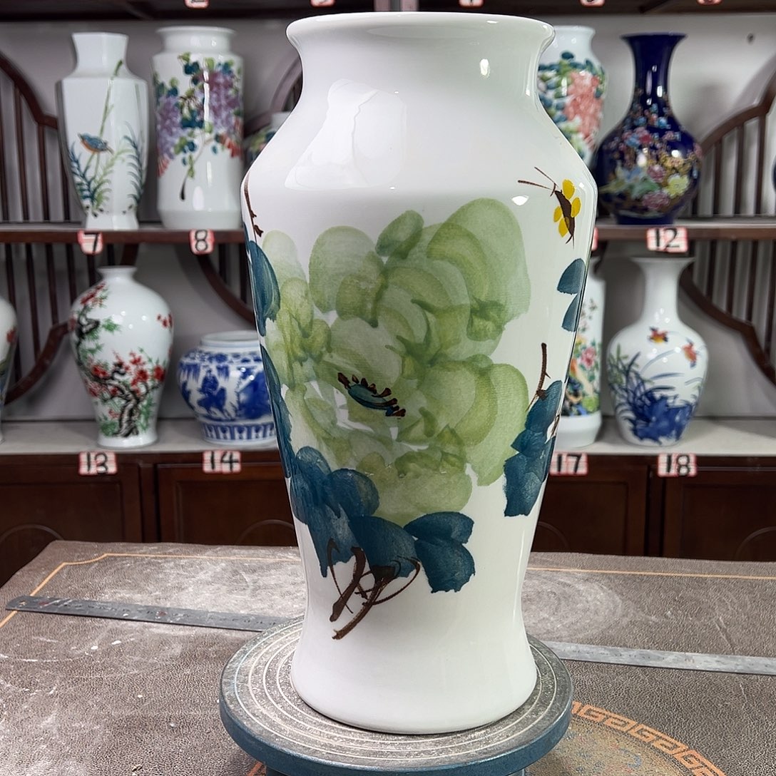 摆件陶景德镇陶瓷大鱼绿牡