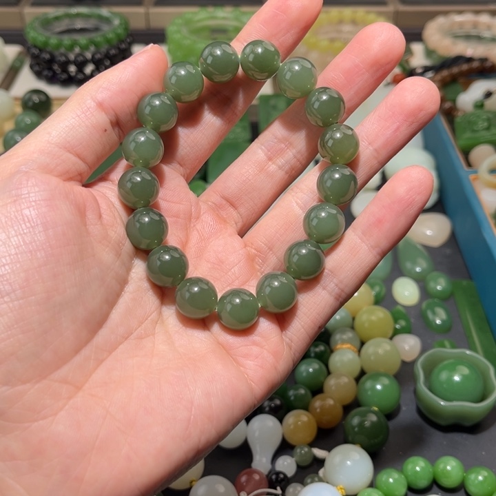 和田玉未镶嵌珠宝半成品卡12湖水绿手串野牛沟