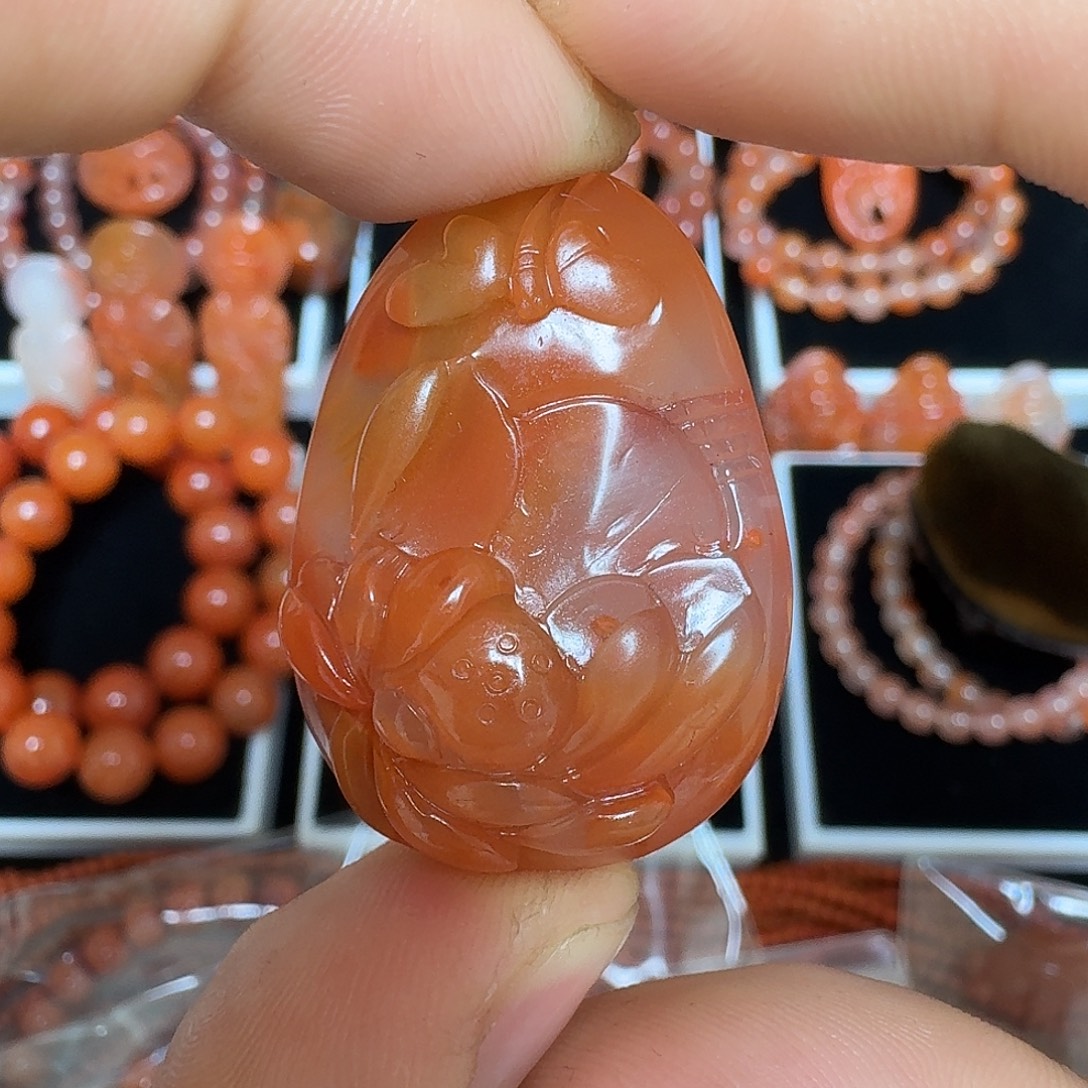 南红玛瑙未镶嵌瓦西冰飘荷花吊坠 19.6g