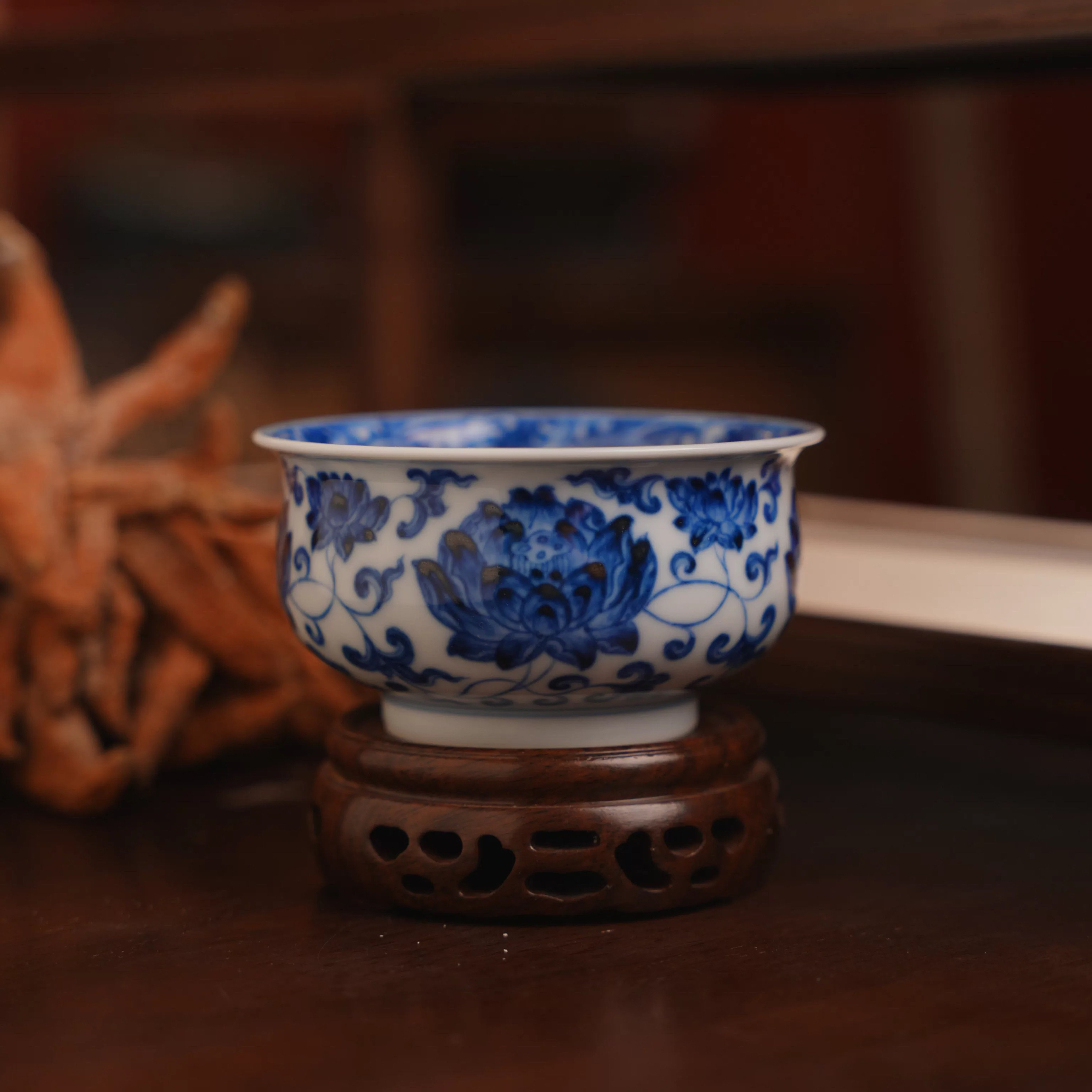 望月怀古金刚缠枝莲花炉式杯