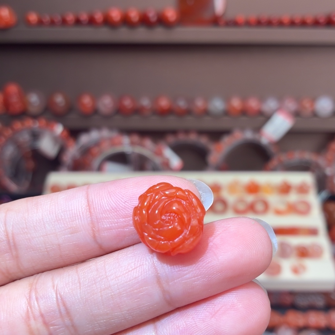 未镶嵌川料南红玛瑙牡丹花