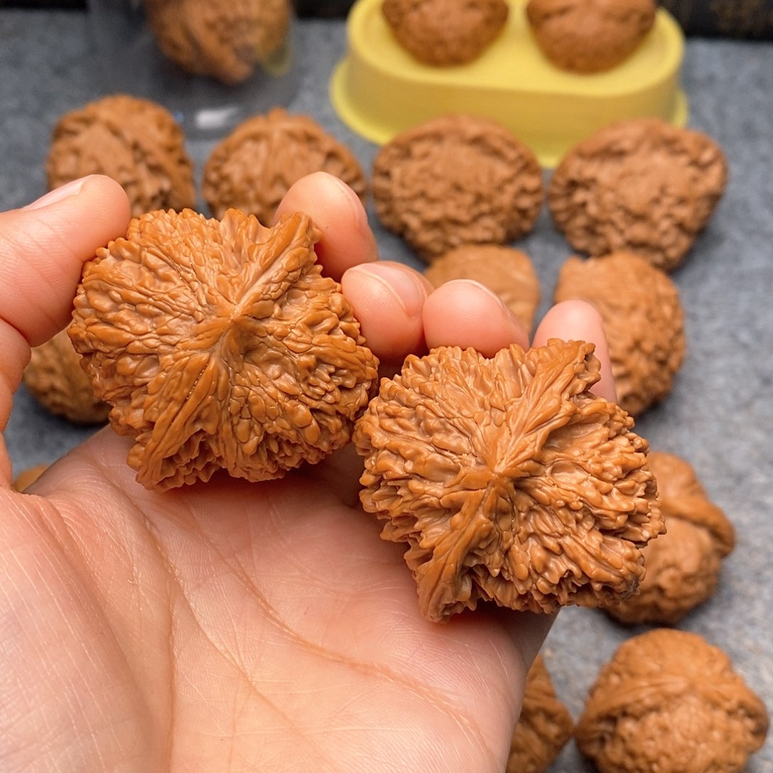 文玩核桃把件满天星44尺全品52.8克