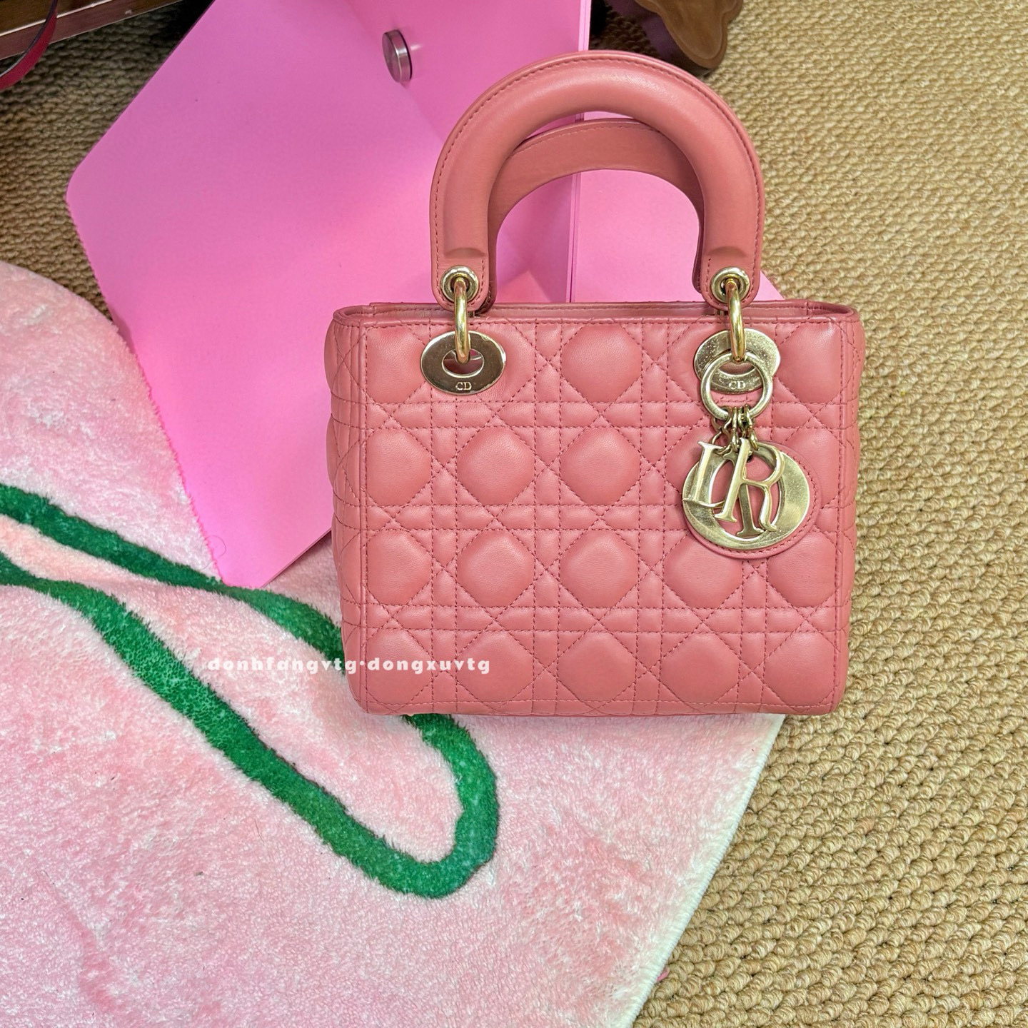 95新 DIOR/迪奥 dior 粉色四格戴妃手提包