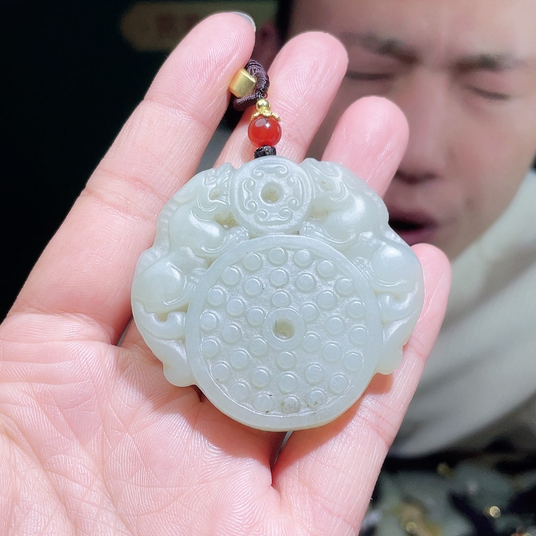 和田玉颈饰未镶嵌多样性