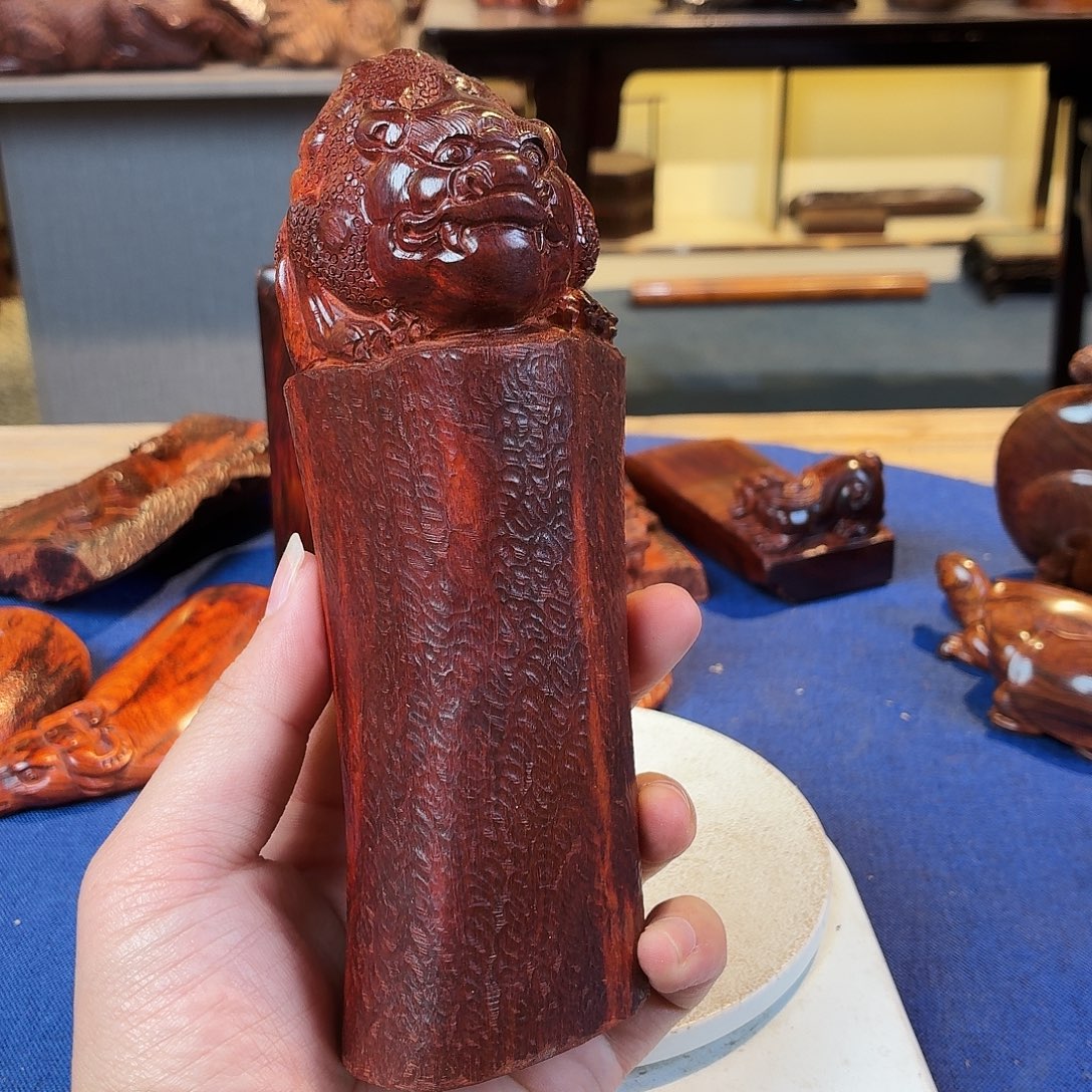 梦***屿端景台紫檀木类收藏