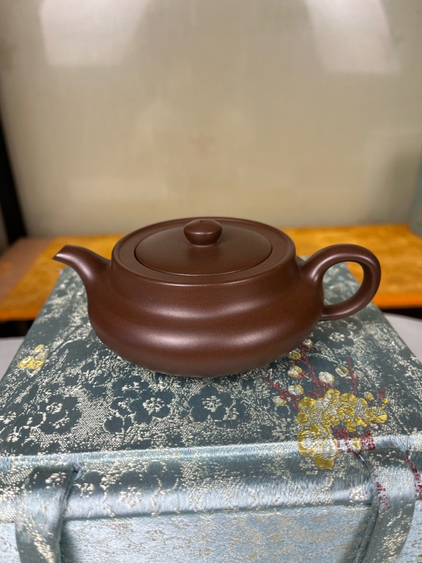 宜兴紫砂壶桑盘壶